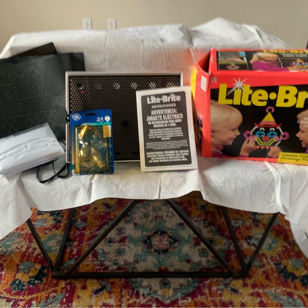 Light bright Classic Toy Set - Black and White